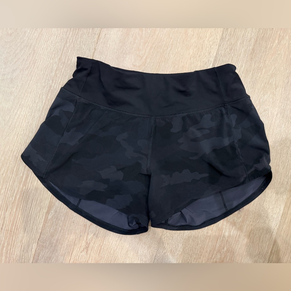 Lululemon 4” Speed up shorts mid rise 4 Tall